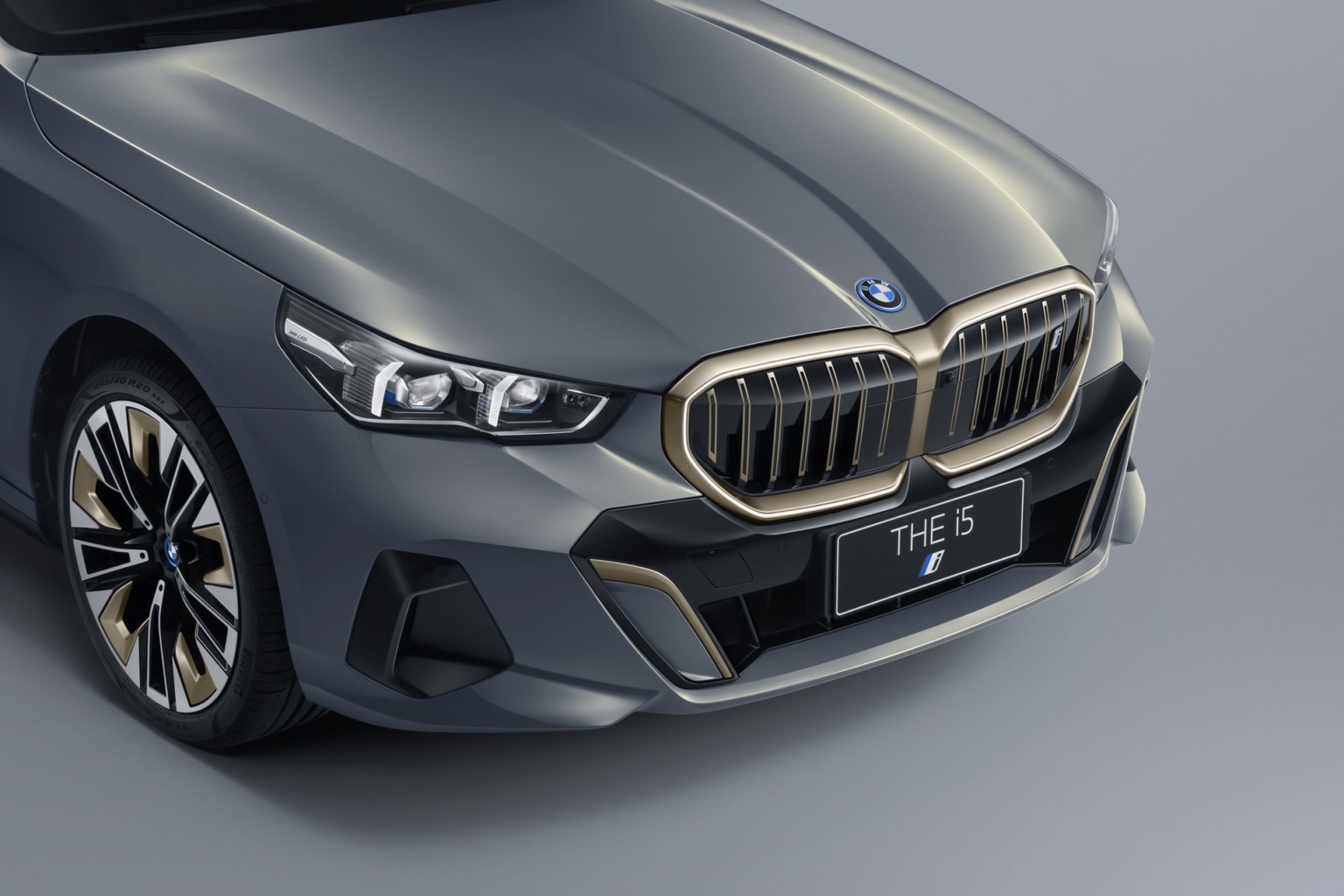 BMW 5 series — результат сотрудничества